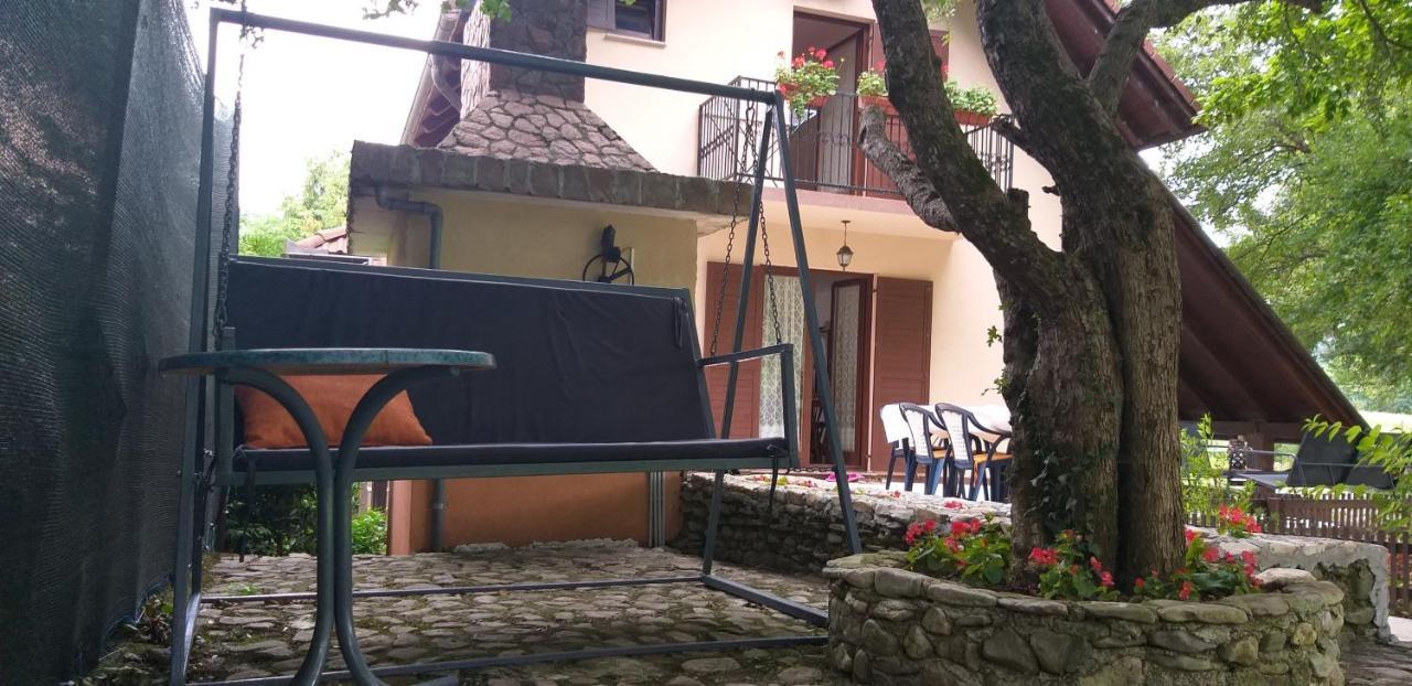 Holiday Home Adna Bihać Eksteriør billede