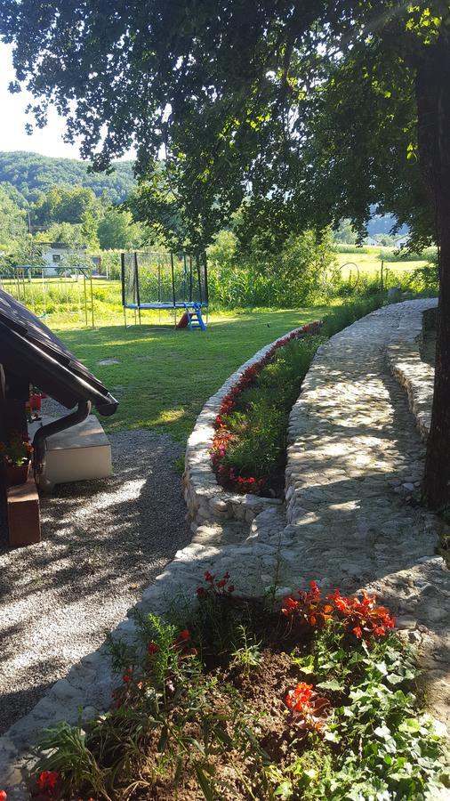 Holiday Home Adna Bihać Eksteriør billede